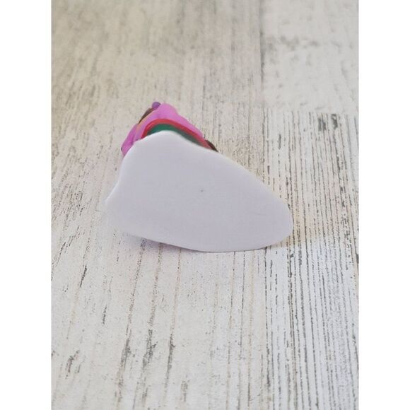 Sledding girl mom Snow Village accessory toy figure - Picture 5 of 5